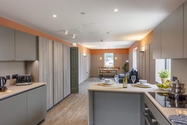 1 bed flat, Harvest Road, Englefield Green, Egham, TW200QR - Image 3